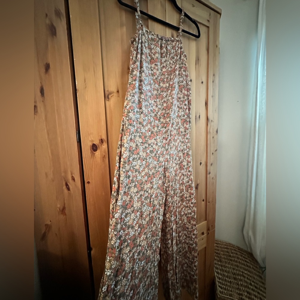 Cute and comfortable pant romper